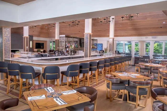 Clubhouse Bar